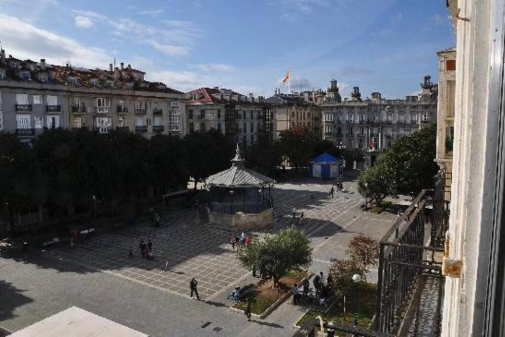 Apto. Central - Newly Refurbished! Santander Extérieur photo